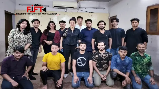 অভিনয় পেশায় ক্যারিয়ার গড়তে করণীয়